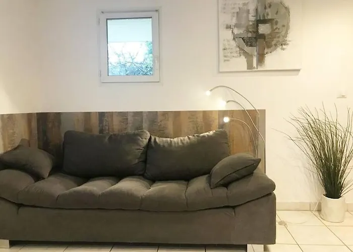 Entre Nous A La Riviera Des Alpes アパート