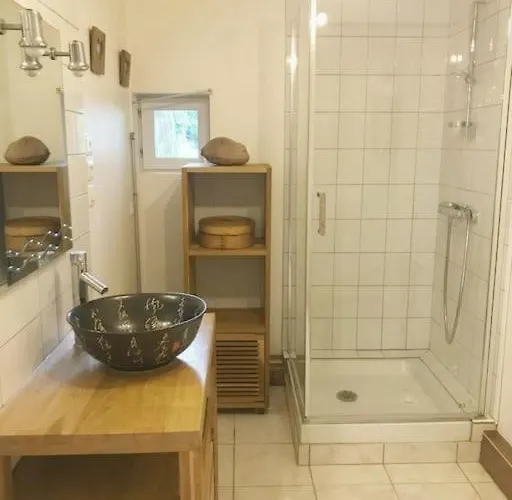 Entre Nous A La Riviera Des Alpes アパート *