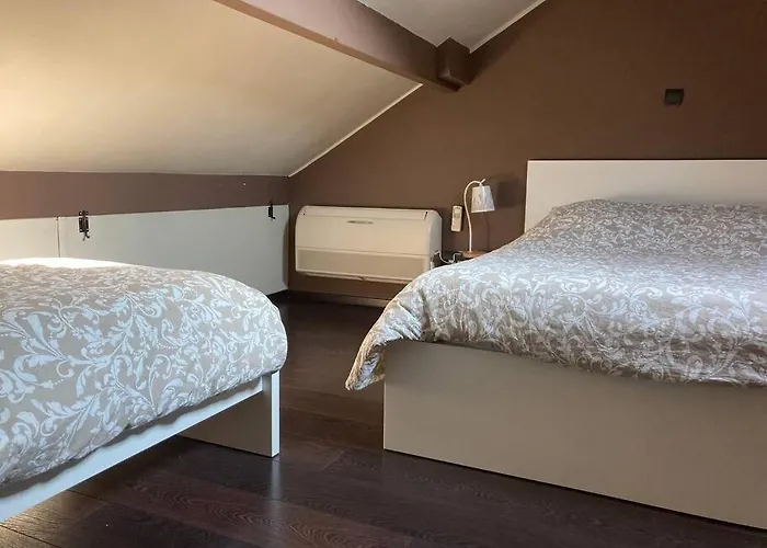 Entre Nous A La Riviera Des Alpes エクスレバン